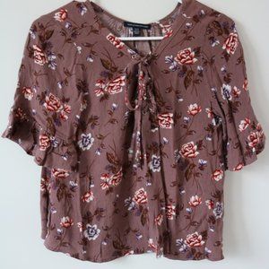 AE Cute Mauve and Floral Top!